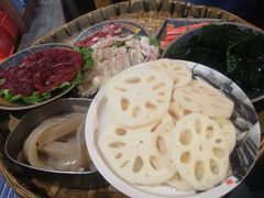 -王婆乔鲜鱼自助火锅(蜀汉路店)