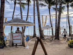 -Cha Cha's Beach Cafe