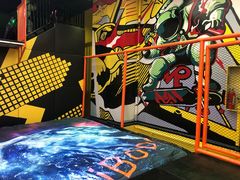 -爱蹦iBOON蹦床运动馆(江汉店)