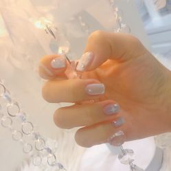 -七彩虹美甲美睫 半永久