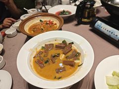 -香山湖家家宴(中山陵店)