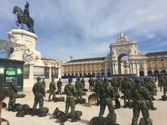 -商业广场(Praça do Comércio)
