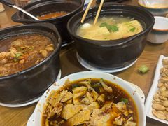 -三鞭一花·独一处·元英砂锅(海光寺店)