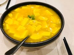 蟹黄豆腐-南波万