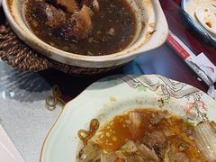 -老码头黑皮肘子锅包肉熏酱水饺(文政街店)