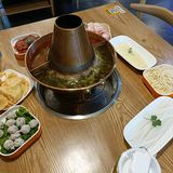 很棒的酸菜铜锅涮肉