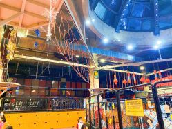 点击看大图 -嗨翻Hi-Fun竞技主题乐园·蹦床团建生日聚会(五棵松华熙店)