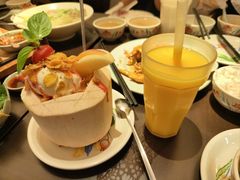 -大头虾越式风味餐厅(光明广场店)