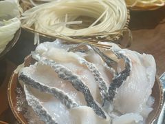 -黔有有贵州酸汤夺夺粉火锅(五味十字店)