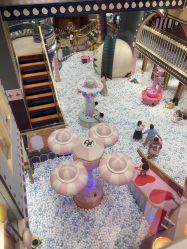 -MELAND CLUB•花园城堡主题亲子乐园•派对•餐厅(广州乐峰广场旗舰店)