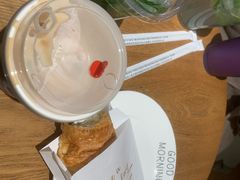 -WOW coffee