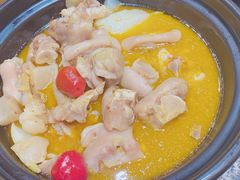 酸萝卜猪蹄煲-印巷里主题餐厅(马鞍山店)