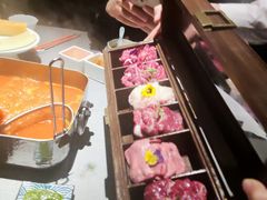 -左庭右院鲜牛肉火锅黑金店(陆家嘴中心店)