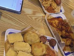 -魔都三兄弟酸辣粉·蘸卤炸串(虹桥万科店)