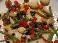 -鸽子侯·家宴·平价海鲜(绿地店)