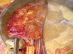 -赵美丽·重庆社区火锅·直营店(火车东站·中豪国际店)