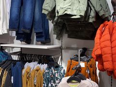 -H&M(来又来时尚购物广场店)