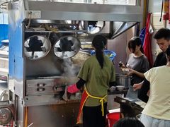 -后街女孩肠粉店