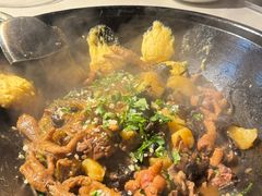 -妈妈家铁锅炖(景诚园综合楼店)