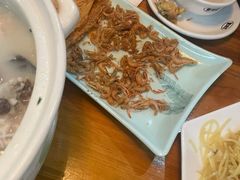 -美顺香食府鱼头老店(雪野湖店)