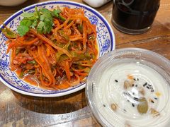 开胃小菜-清真·玛丽亚新疆菜主题餐厅(浙江中路店)