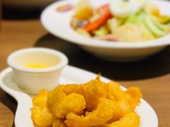 -拉亚汉堡经典餐厅(商城路店)