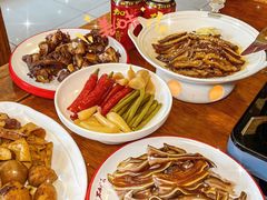 -老鼎万春卤菜(五代传承创始老店)