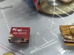 -刘姐啤酒鱼民族演艺餐厅(西街总店)