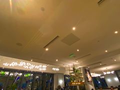 -港丽餐厅(高德置地店)