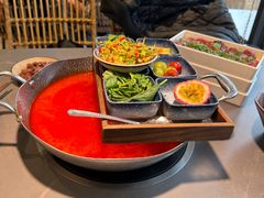 -楠小云·云南鲜牛野生菌自助火锅(九眼桥店)