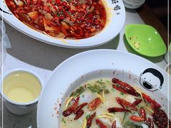 -江渔儿酸菜鱼·拔草餐厅(虎门君乐汇店)