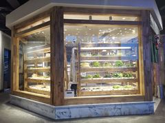 面包甜点陈列柜-袁记串串香(梁家巷店)