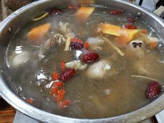 -广宁炭炉鸡煲·富临门饭店