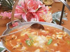 -老滇山寨•云南特色菜•地方菜•民族风情歌舞表演(金碧店)