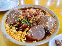 麻辣血旺-曾三娘翘脚牛肉