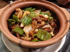瓦煲焗走地鸡-紫金食坊(江南西路店)