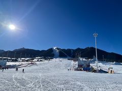 -丝绸之路山地度假区滑雪场