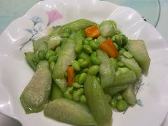-松沪名灶·豆浆鱼头·新上海菜(飞航吾悦广场店)