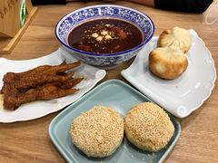 笃笃笃糖粥-老苏州大客堂·苏帮菜·松鼠桂鱼·苏州传统小吃(观前街人民商场店)
