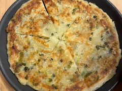 葱花饼-宏状元现熬粥·京味菜(黄寺大街店)
