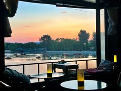 -东岸Cafe 爵士俱乐部