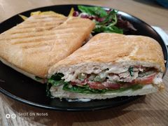 -HELLO 27 意面·沙拉·帕尼尼