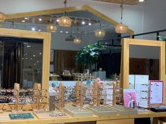 -肆兮眼镜·蔡司·徕卡战略合作店(大坪店)
