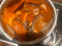 -鑫釜山海鲜烧烤(鑫丰国际店)