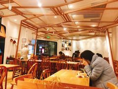 大堂-小满手工粉(上海品尊国际店)