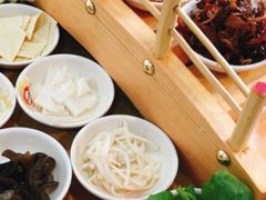 -双桥园·云南过桥米线(古城南门店)