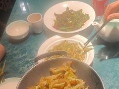 -呷湘厨·鱼汤捞饭·剁椒鱼头·辣椒炒肉(国家会展中心店)