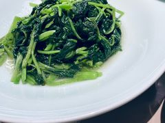 -荷花亭·湖北融合菜(中商广场店)