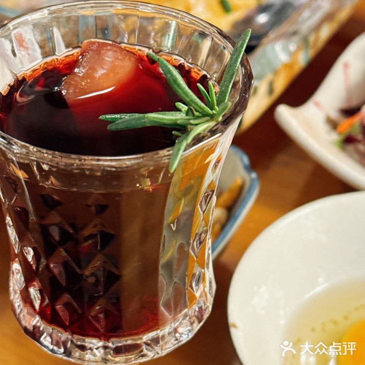 又解锁一家深夜食堂🍶能吃到新鲜烤活鳗的烧鸟居酒屋