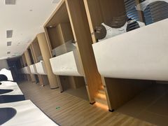 -涨巢·潮玩水疗局